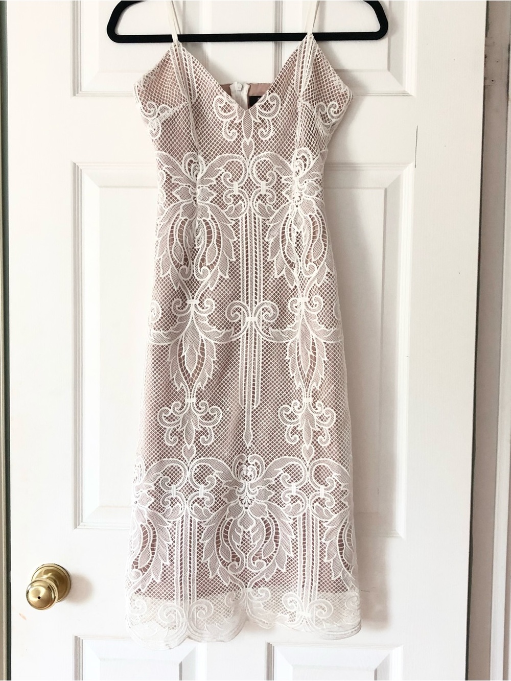 NOUVEAU RICHE White Lace Overlay Blush Midi Dress